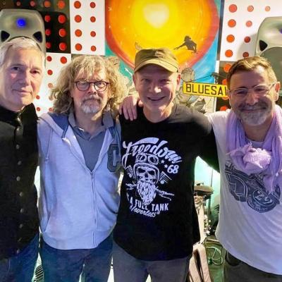 2022 12 03 Bluesaway Team